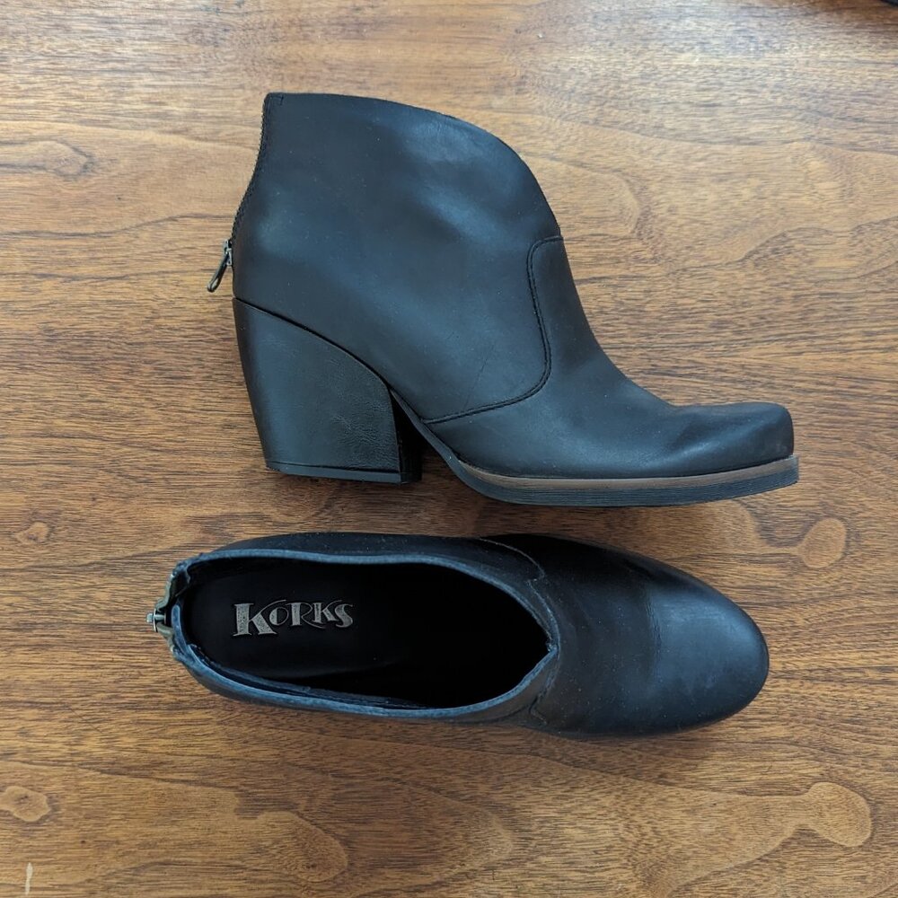 Korks Gemini Black Leather Booties